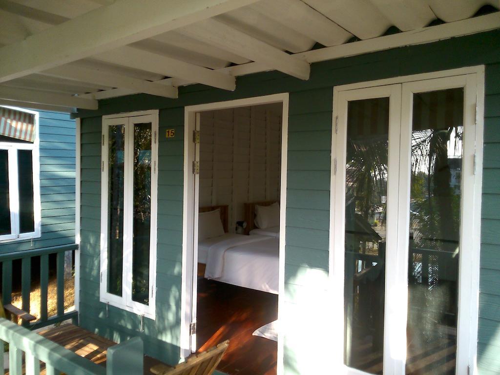 Sunshine Inn Resort Khao Lak Room photo