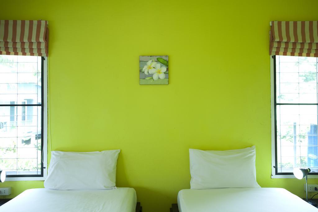 Sunshine Inn Resort Khao Lak Room photo