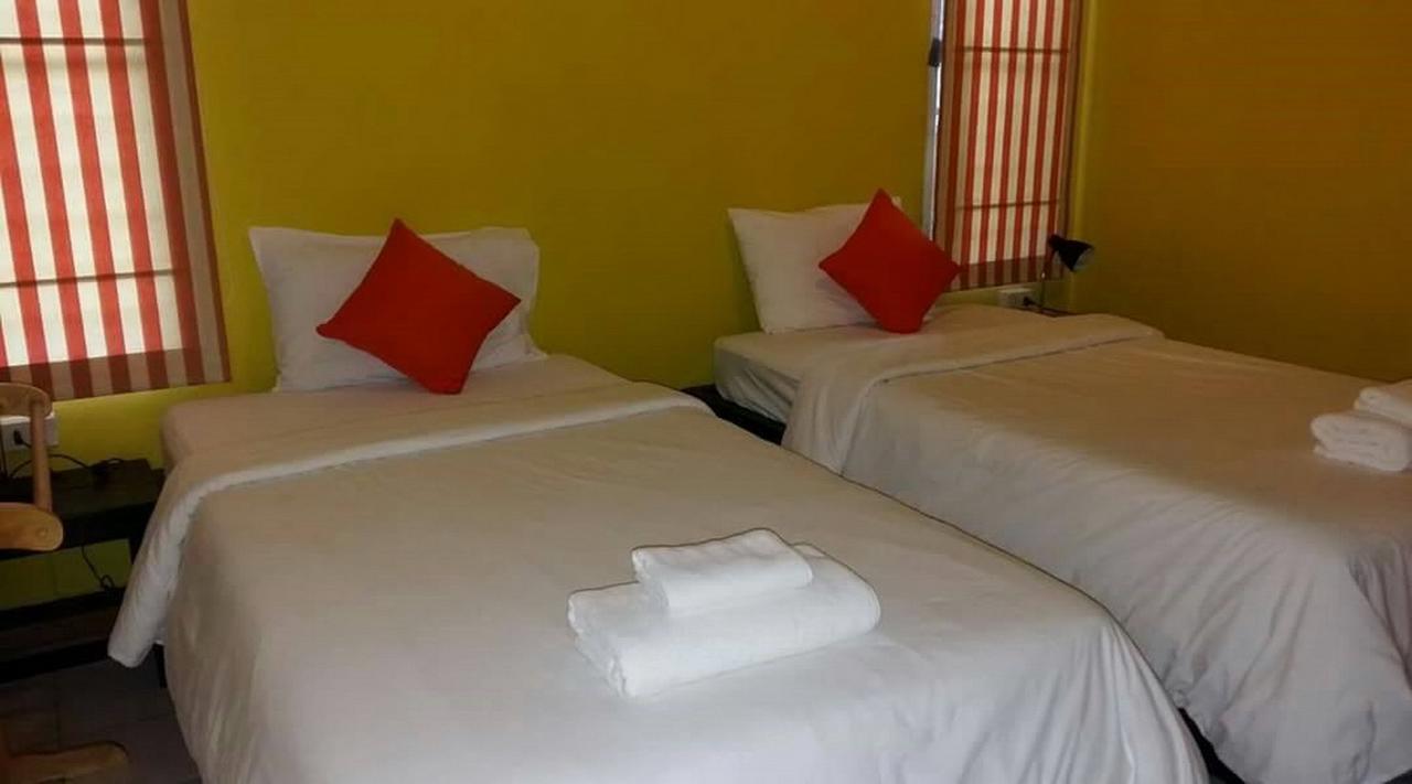 Sunshine Inn Resort Khao Lak Exterior photo