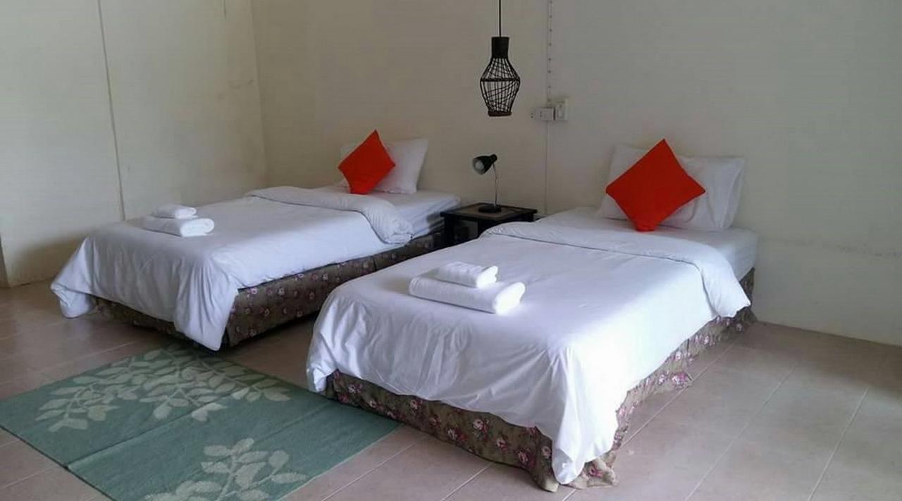 Sunshine Inn Resort Khao Lak Exterior photo